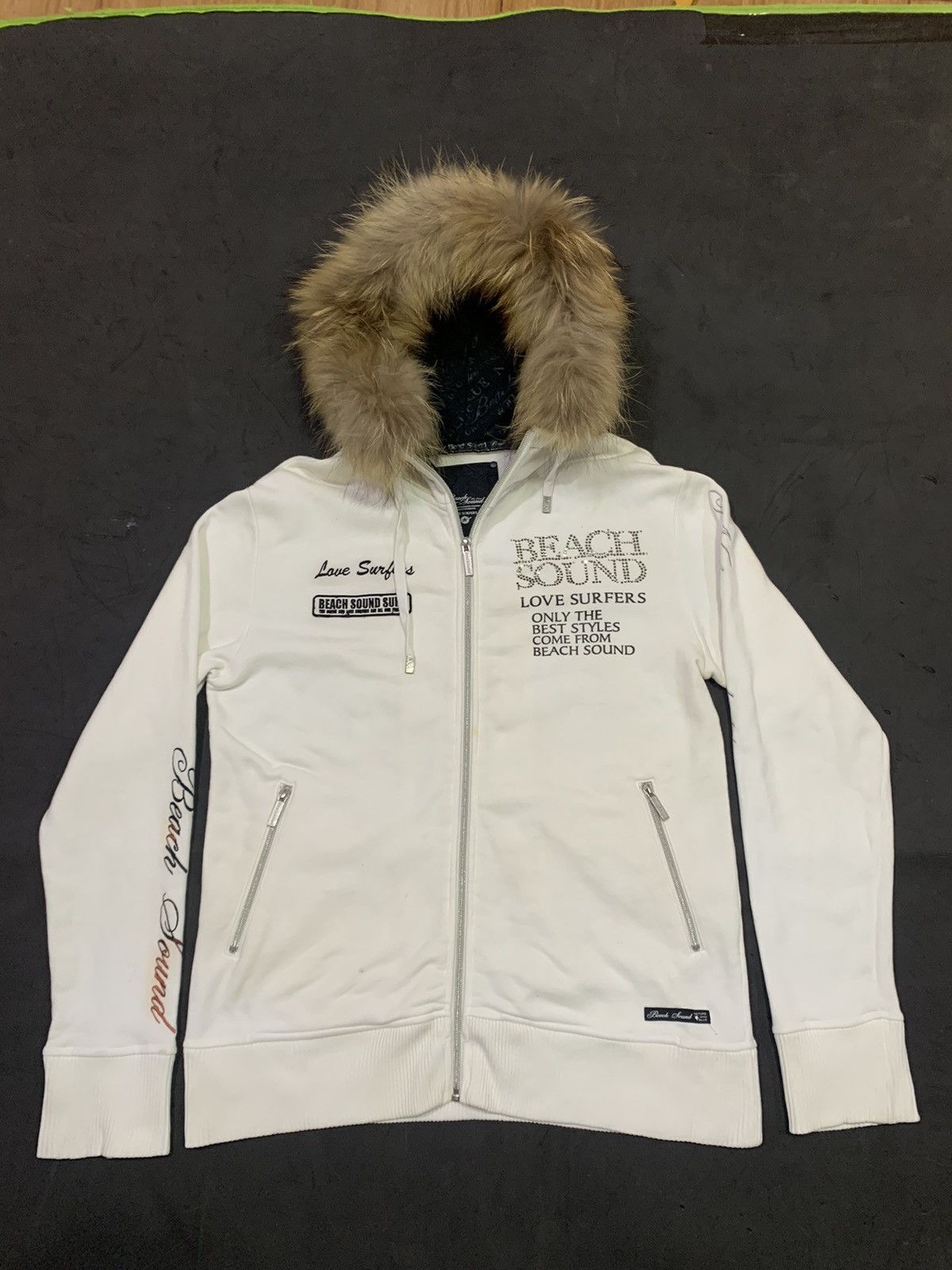 Japanese Brand 💥OFFER💥BeachSound Japanese Fur hoodie Size US L / EU 52-54 / 3 - 1 Thumbnail