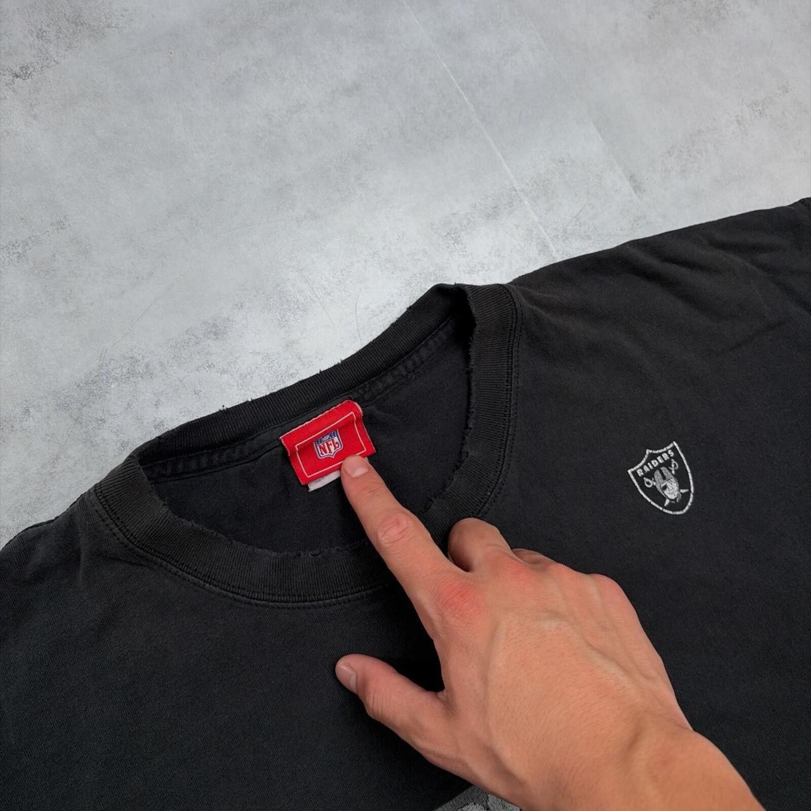 NFL Vintage NFL Raiders Nation Football Distressed Faded T-Shirt Size US XXL / EU 58 / 5 - 5 Thumbnail