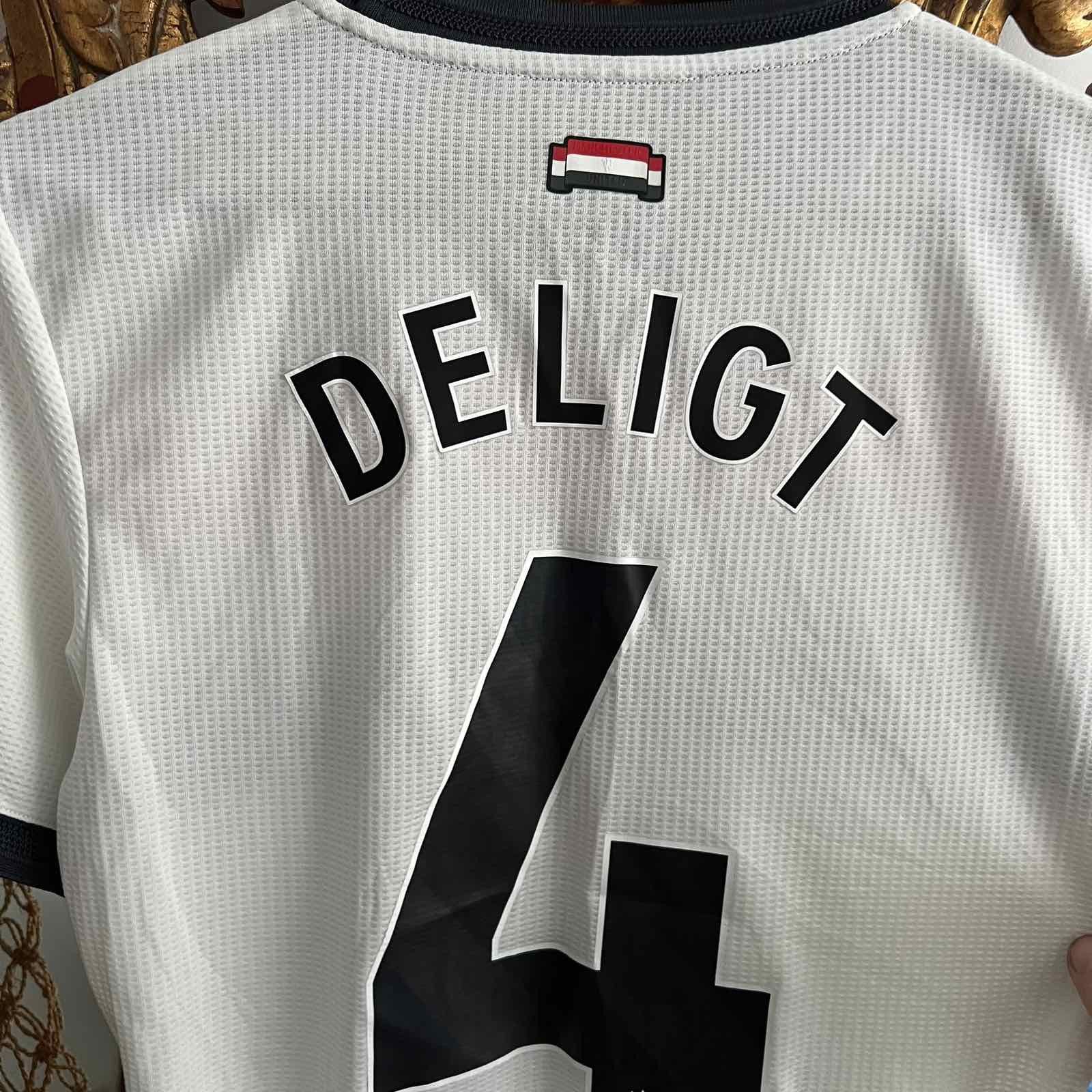 Adidas Adidas Manchester United 24/25 Soccer Jersey De Ligt #4 Sz S Size US S / EU 44-46 / 1 - 4 Thumbnail