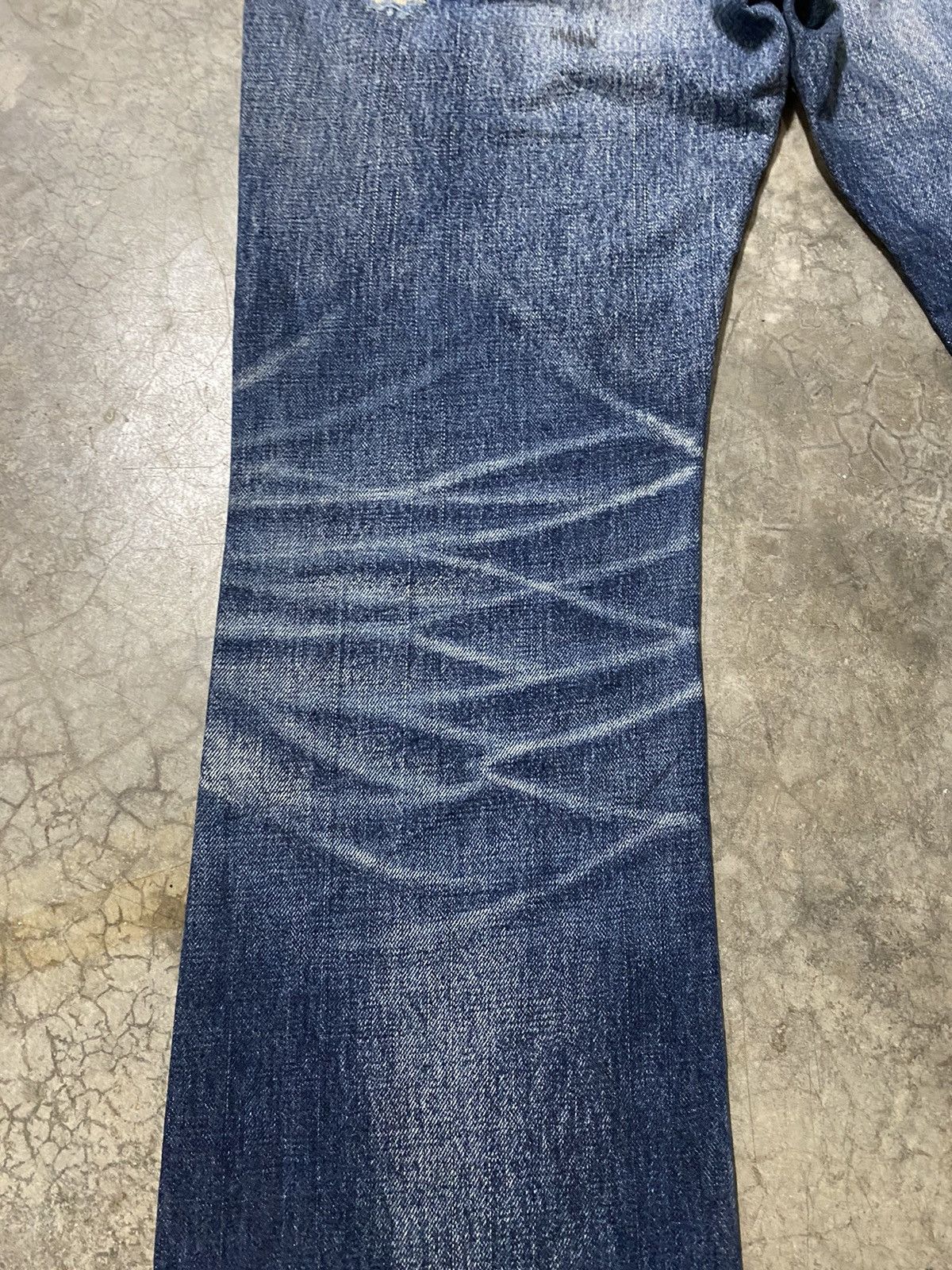 Le Grande Bleu (L.G.B.) × Roar × roarguns Flare Jeans Japanese Roargun Distressed Size US 32 / EU 48 - 4 Thumbnail