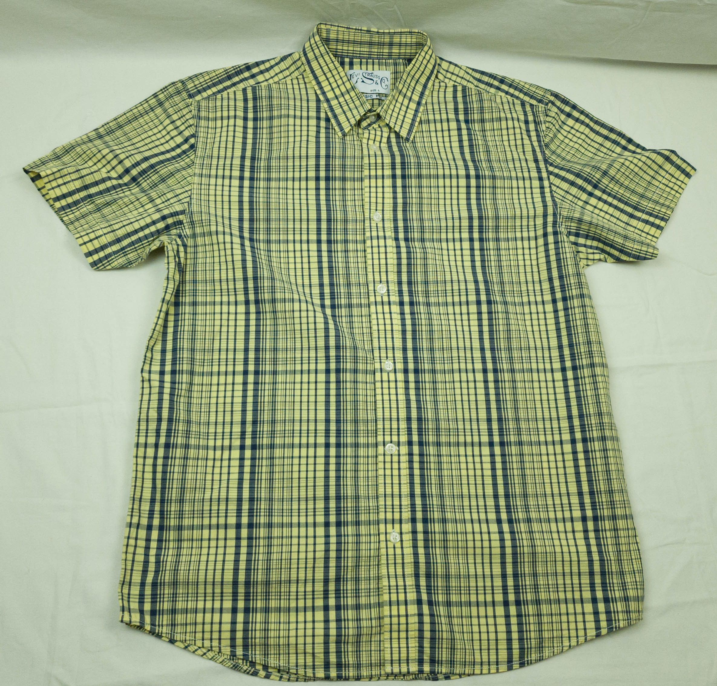 Levi's MENS Levi's SHIRT SHORT SLEEVE COTTON SIZE L EXCL Size US L / EU 52-54 / 3 - 3 Thumbnail