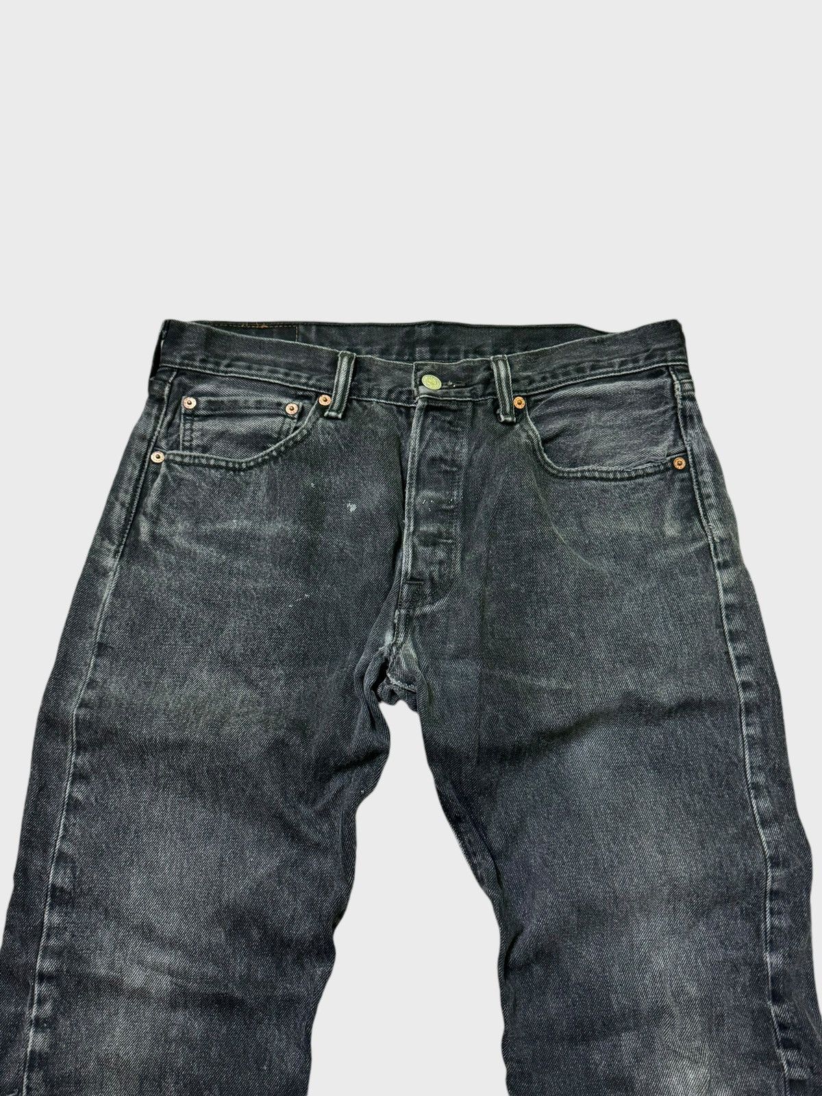 Levi's Vintage Levi's 501 Black Faded Distressed Denim Jeans Size US 32 / EU 48 - 3 Thumbnail