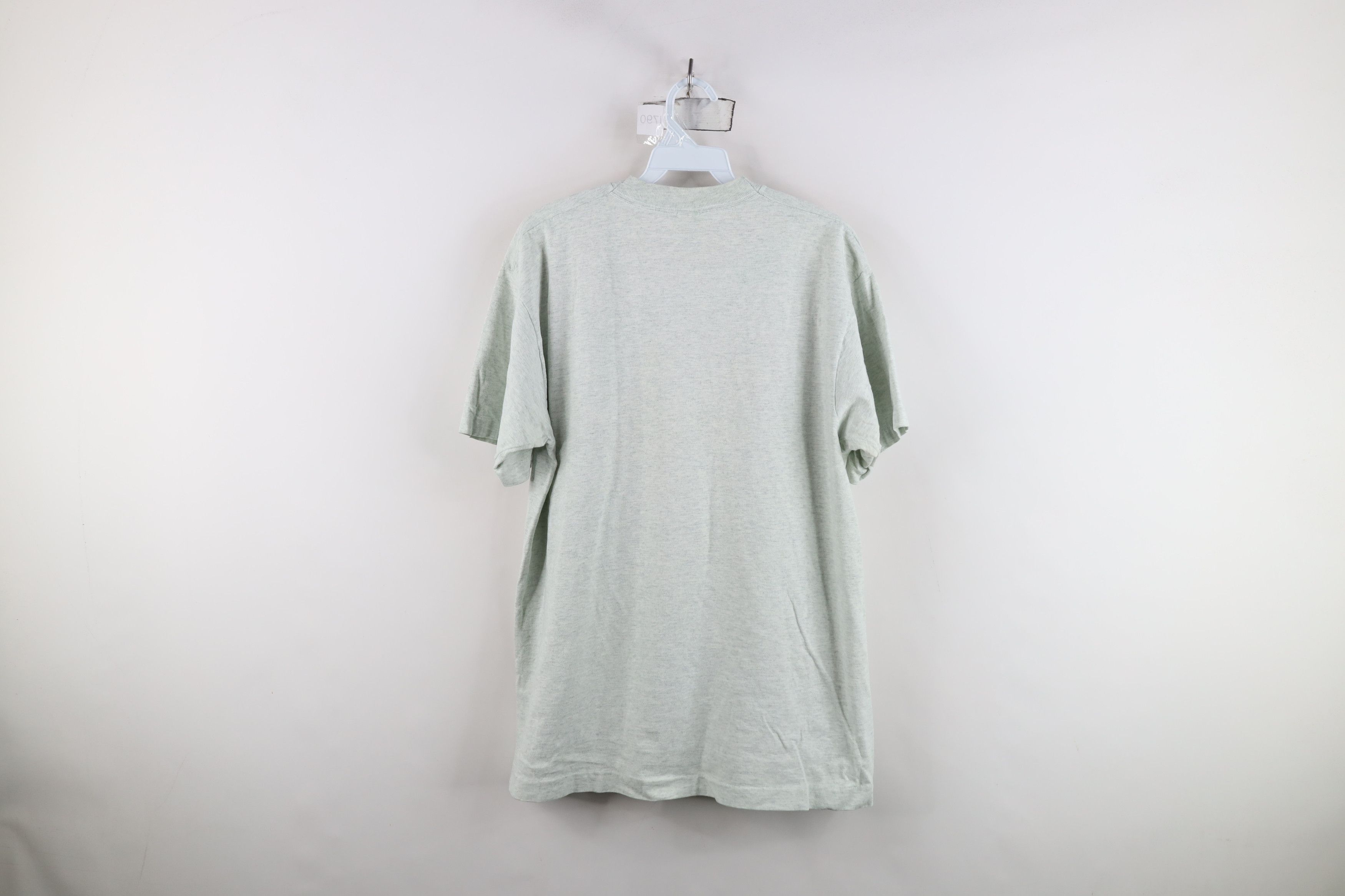 Vintage Vintage 90s Slovakia Slovensko T-Shirt Heather Gray USA Size US L / EU 52-54 / 3 - 11 Thumbnail