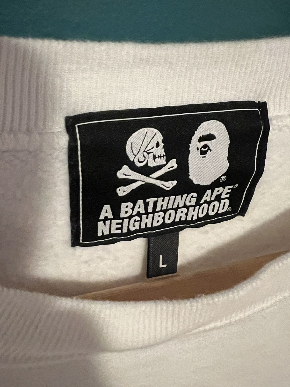 Bape × Neighborhood Skull & Bones Crewneck Size US L / EU 52-54 / 3 - 4 Thumbnail