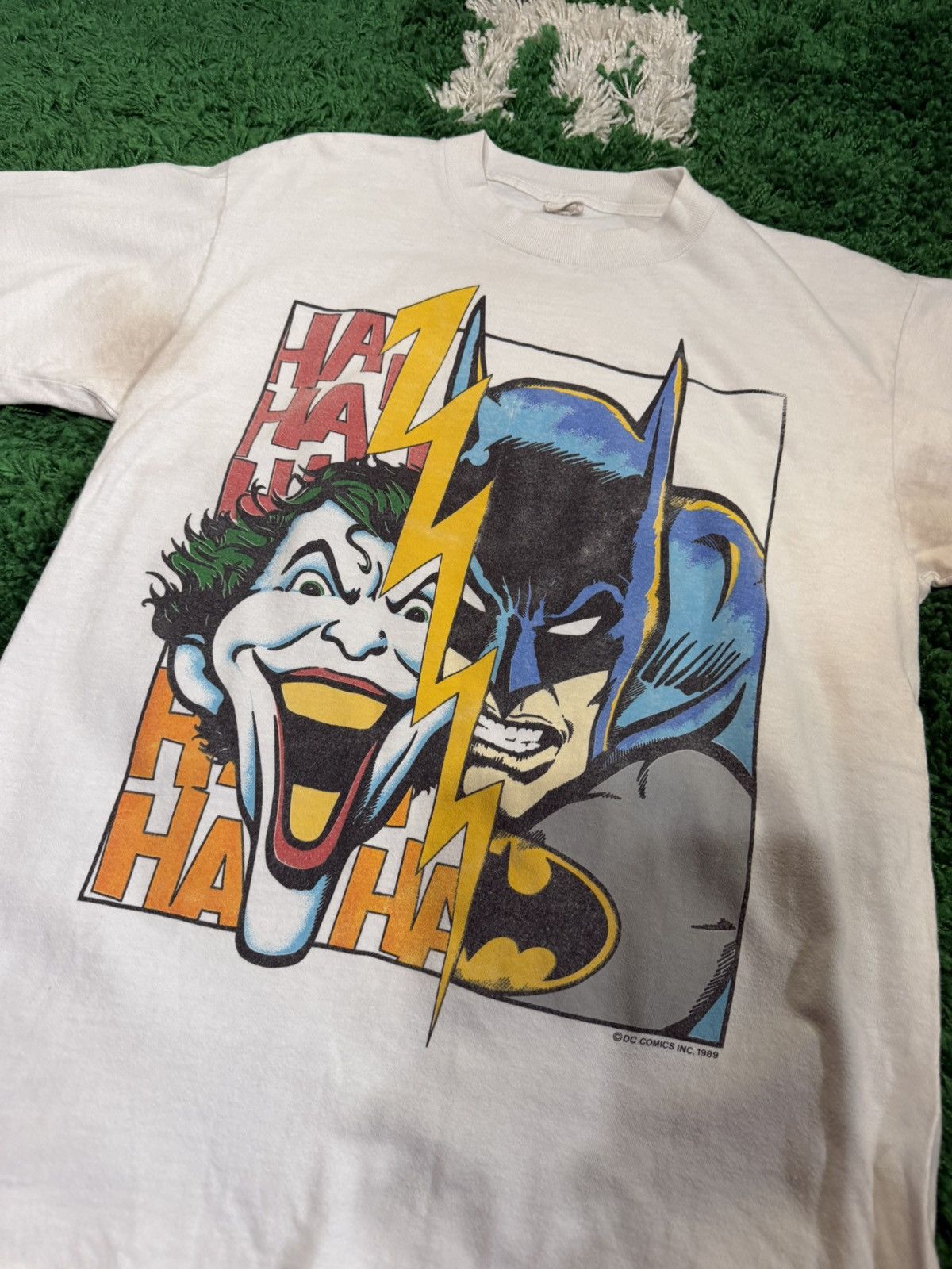 DC Comics Vintage DC Comics Batman and Joker Tee Size US M / EU 48-50 / 2 - 3 Thumbnail