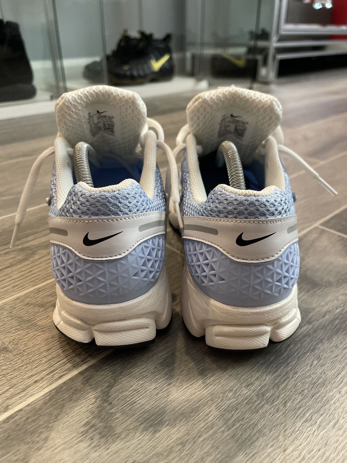 Nike Air Zoom Vomero 5 'Royal tint” Size US 10 / IT 40 - 4 Thumbnail