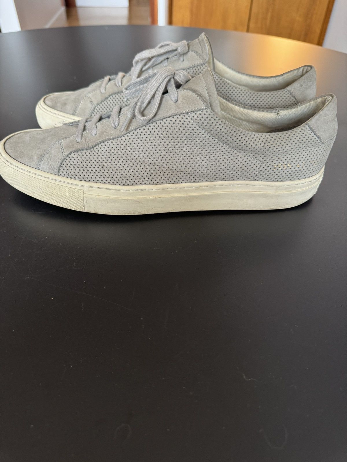 Common Projects Common Project Achilles Low Size US 10 / EU 43 - 1 Thumbnail