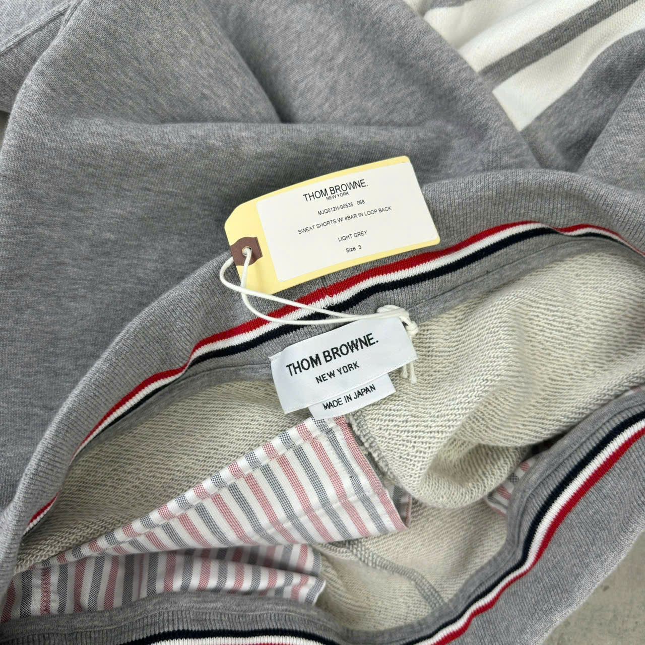 Thom Browne THOM BROWNE Bermuda Shorts In Grey Melange Cotton Size US 33 - 5 Thumbnail