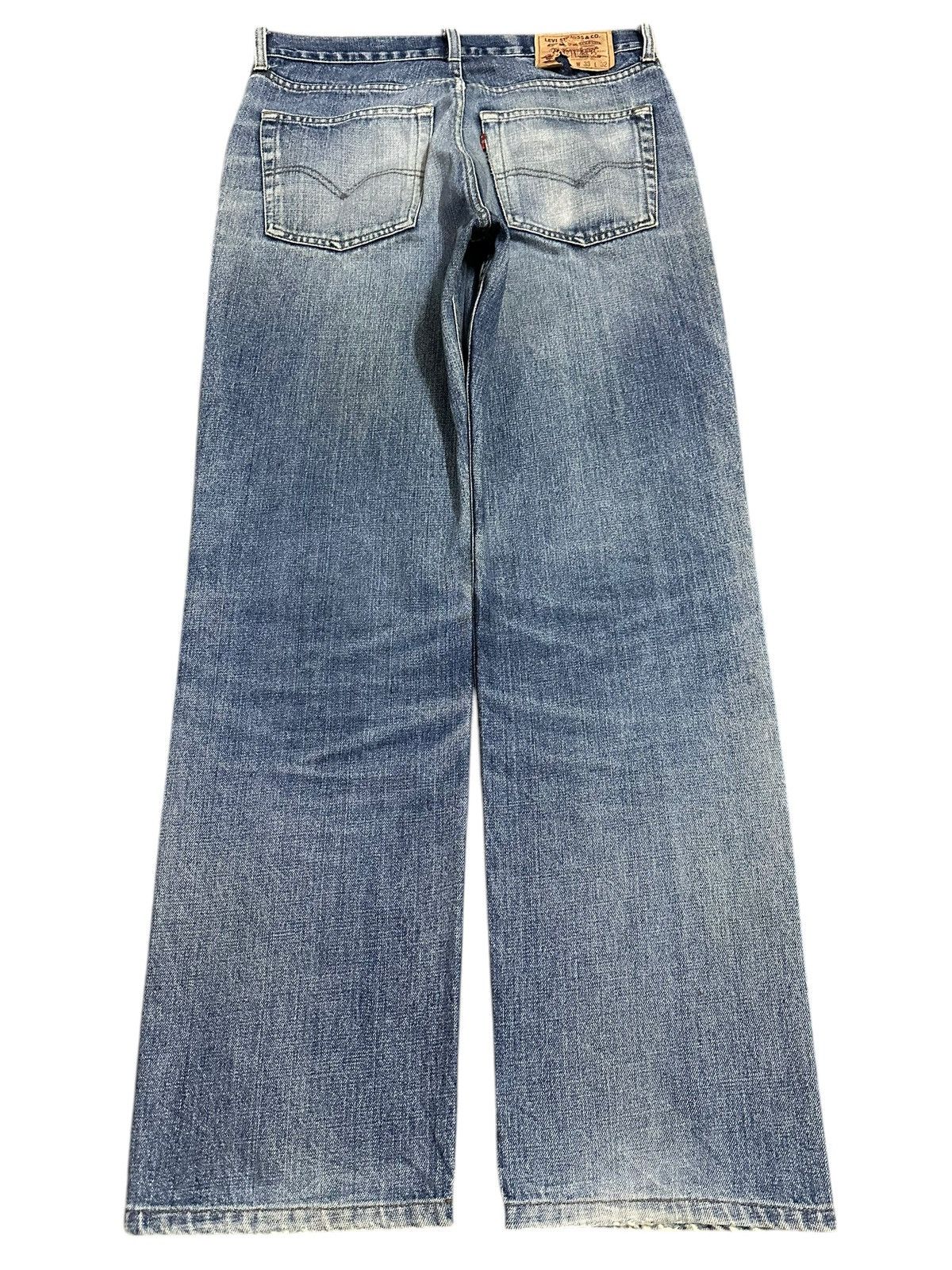 Levi's Vintage 90s Levis Blue Faded Wash Distress Style Loose Jeans Size US 32 / EU 48 - 2 Thumbnail