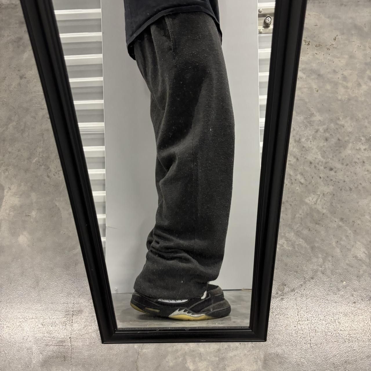 Japanese Brand × Vintage Crazy Vintage Y2K/2000s Dark Grey Essential Sweatpants! Size US 34 / EU 50 - 2 Thumbnail