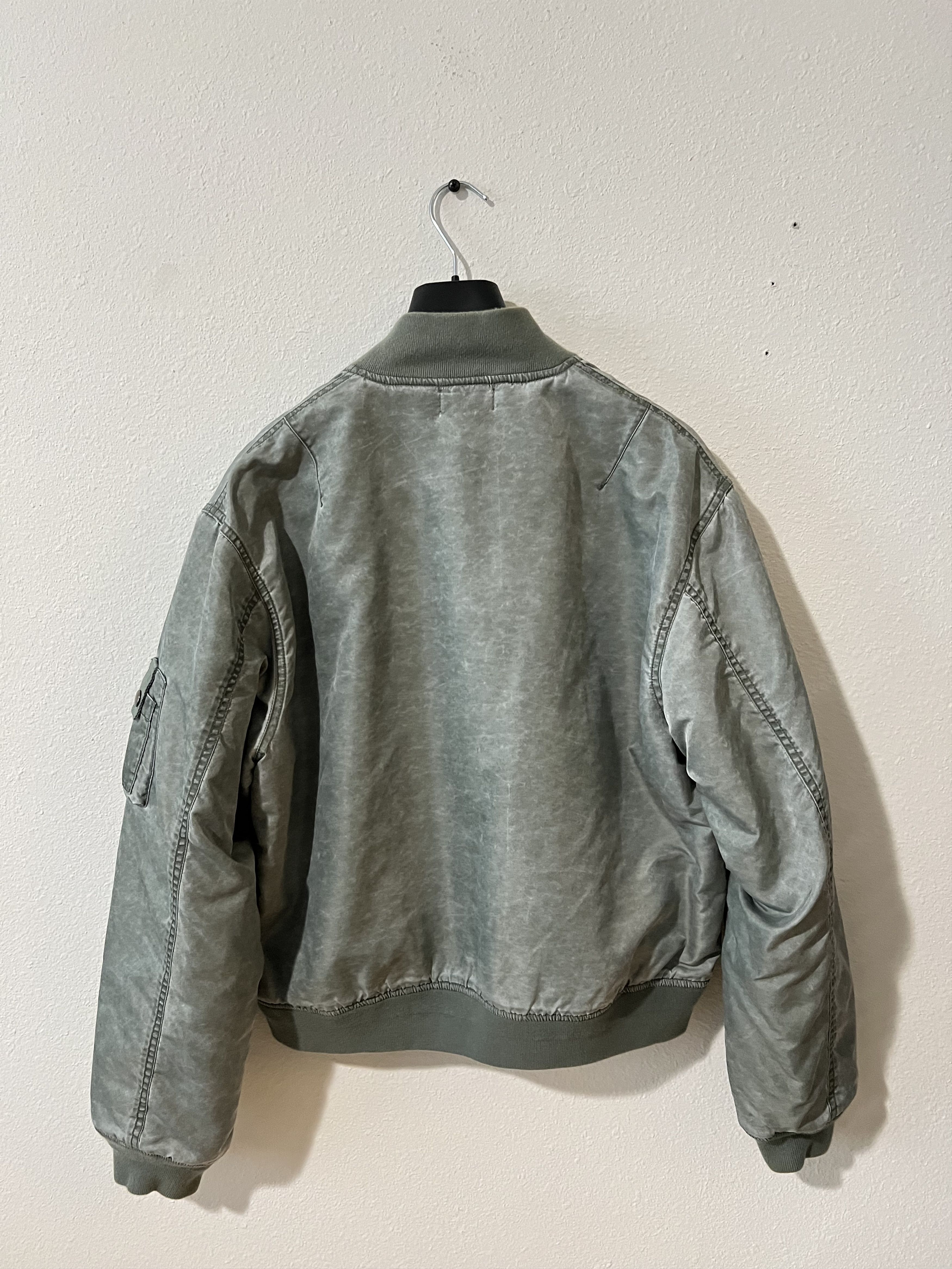 John Elliott John Elliot military boxy bomber jacket Size US M / EU 48-50 / 2 - 6 Thumbnail