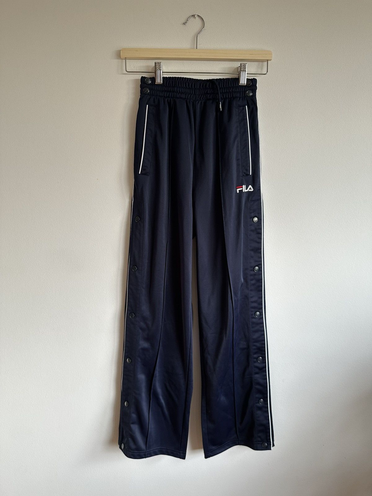 Fila button shops pants