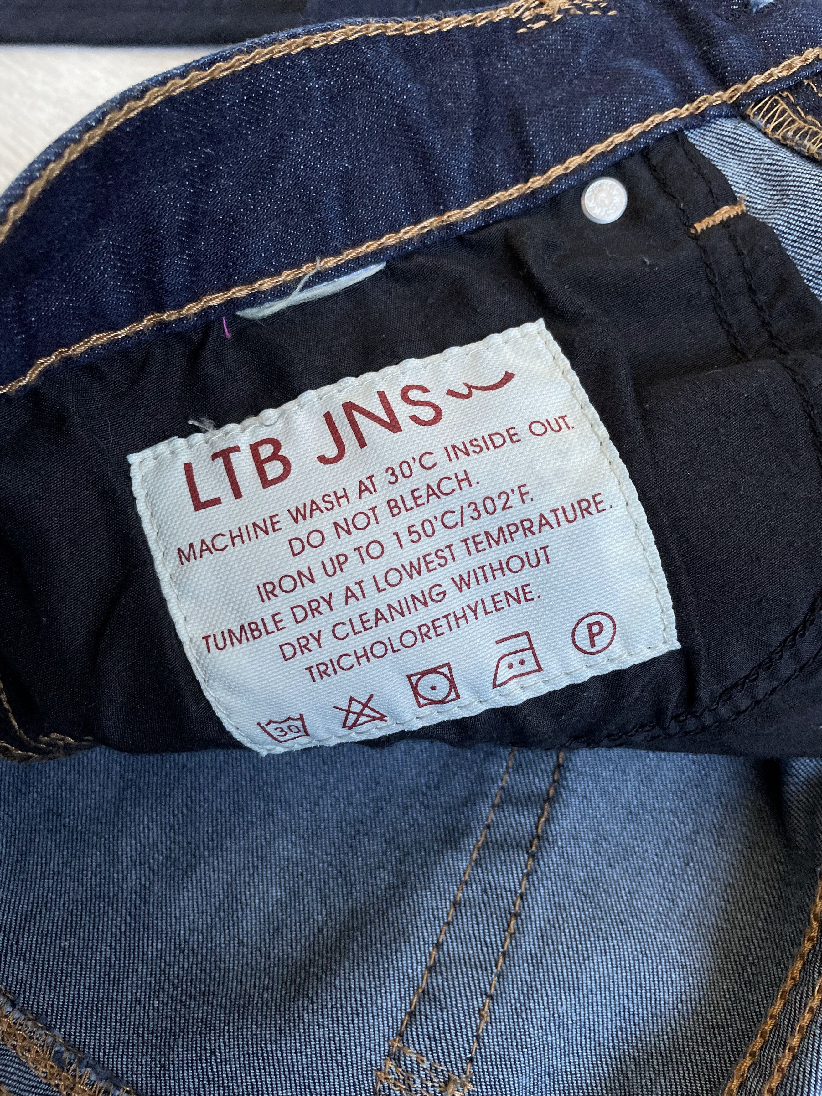 Jean LTB Jeans Gregory Slim Tapered Denim Size US 33 - 8 Thumbnail