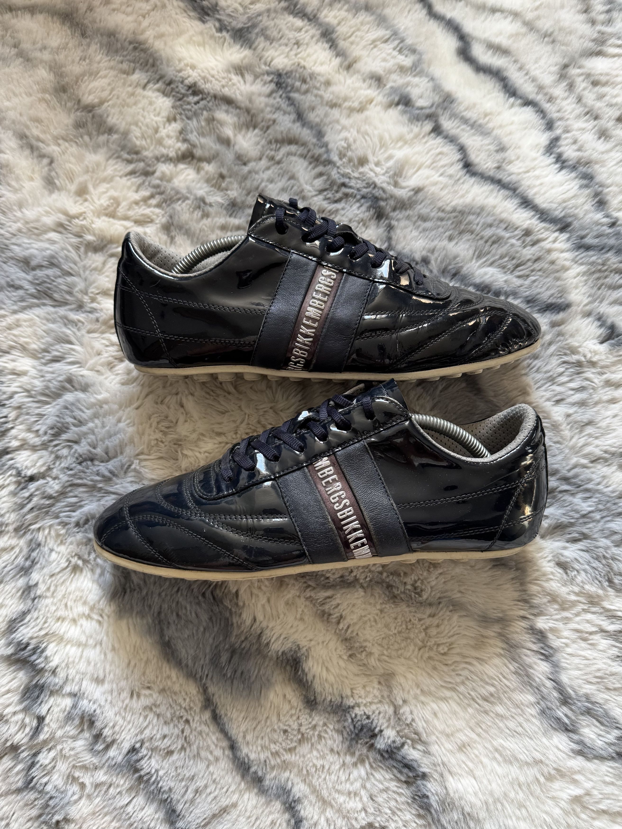 靴 DIRK BIKKEMBERGS FOOTBALL SHOES Y2K 2000's Football Shoes (37 EU) – Bintagged