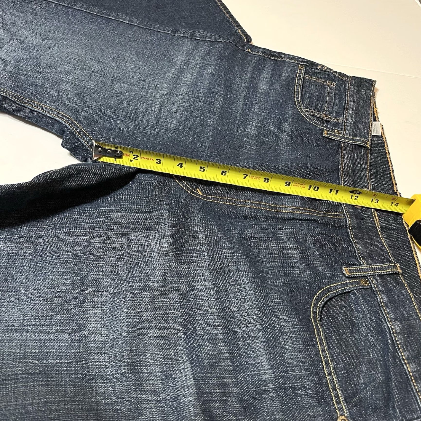 Levi's VINTAGE Levi's 569 Jeans Mens Regular 42 Waist 31 Inseam Blue Denim Straight Fit 5-Pocket Zip Closure Size US 42 / EU 58 - 4 Thumbnail