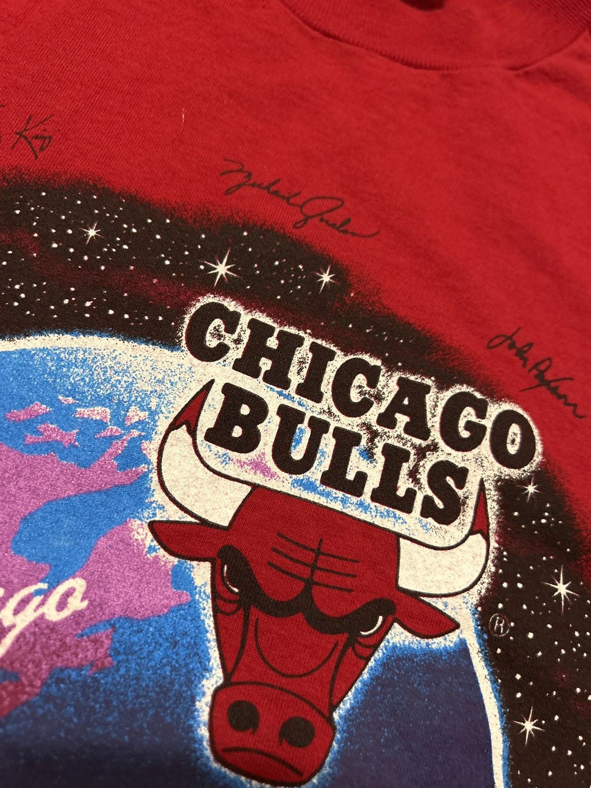 Jerzees Vintage 1991 Chicago Bulls NBA World Champs Tshirt Size US L / EU 52-54 / 3 - 4 Thumbnail