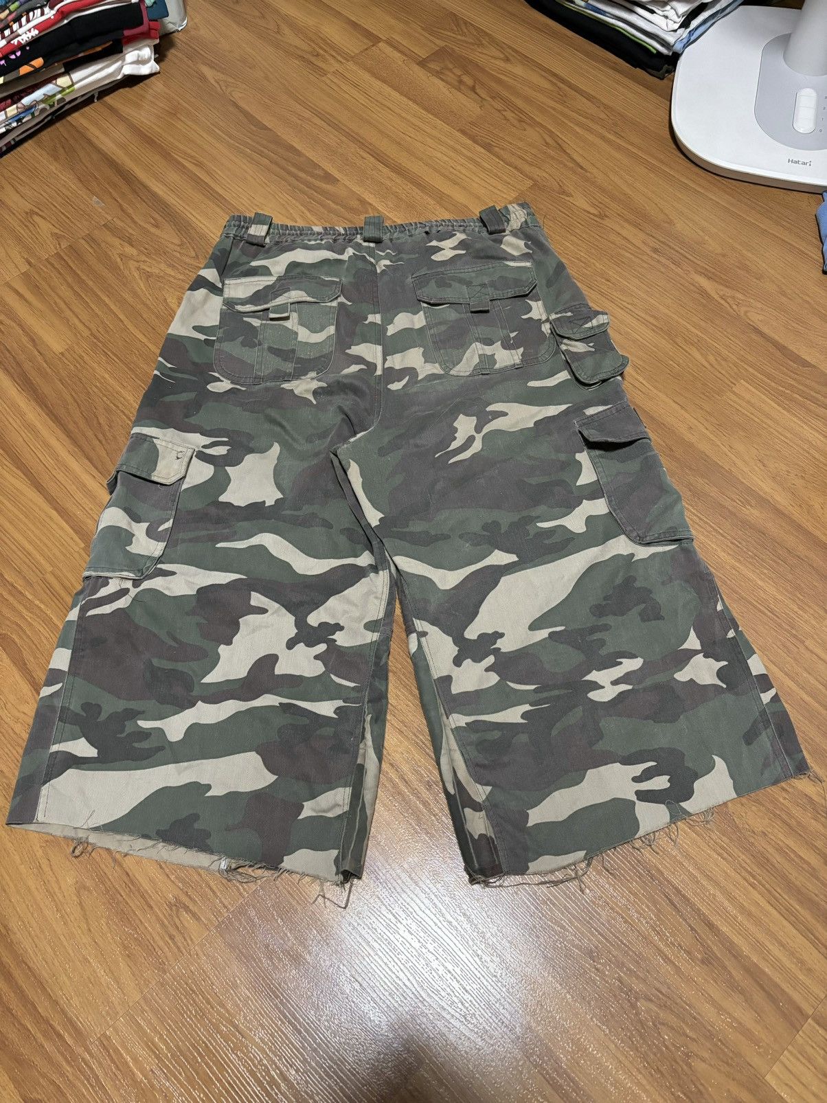 Vintage Faded Military Camo Cargo Shorts Size US 33 - 6 Thumbnail