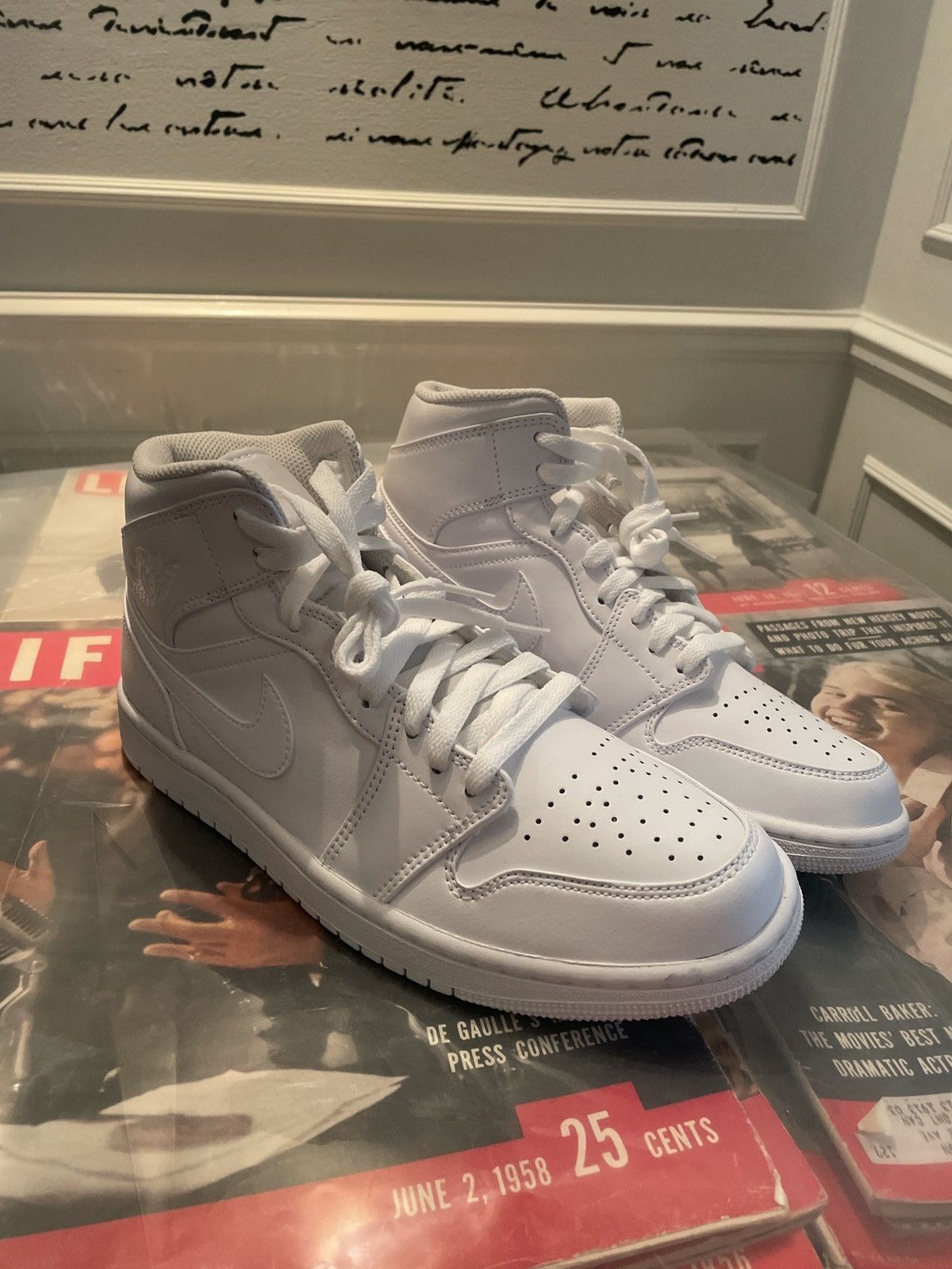 Jordan Brand Air Jordan 1 Mid Triple White Size US 8.5 / EU 41-42 - 10 Thumbnail