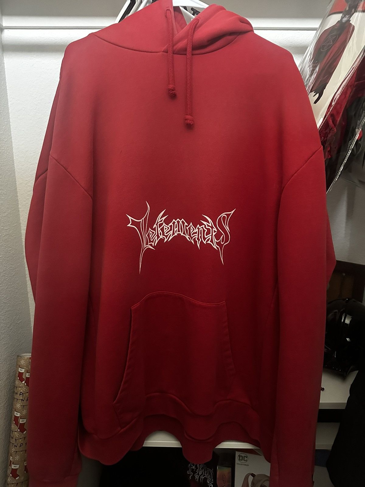 Vetements Vetements Seoul Exclusive Heavy Metal Hoodie – Red Size US M / EU 48-50 / 2 - 4 Thumbnail