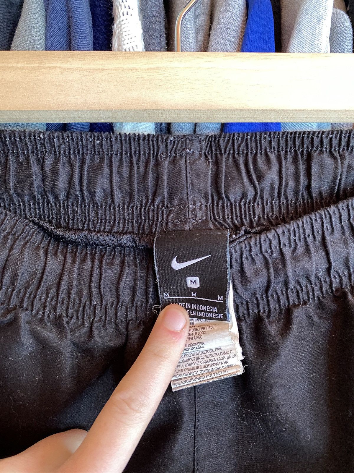 Nike NIKE VINTAGE NYLON SHORTS Y2k Size US 32 / EU 48 - 3 Thumbnail