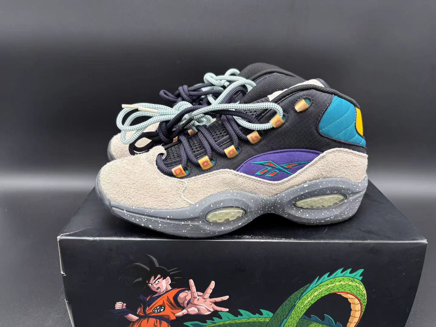 Reebok Reebok Question Mid Basketball Shoes K15 Size US 10 / EU 43 - 1 Thumbnail