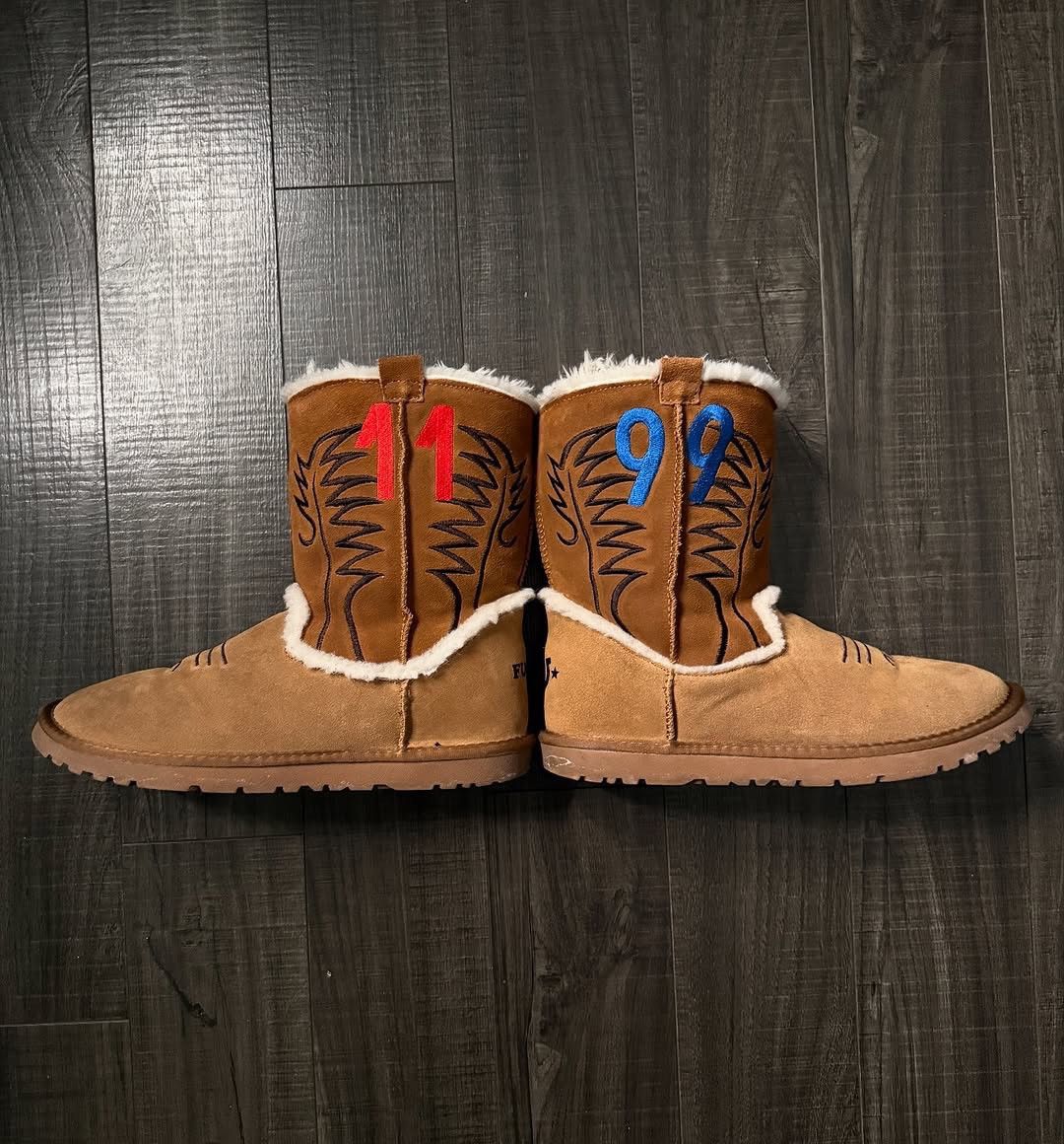 Other Bazo 1199 Cowboy Hugs Uggs Size US 10.5 / EU 43-44 - 2 Thumbnail