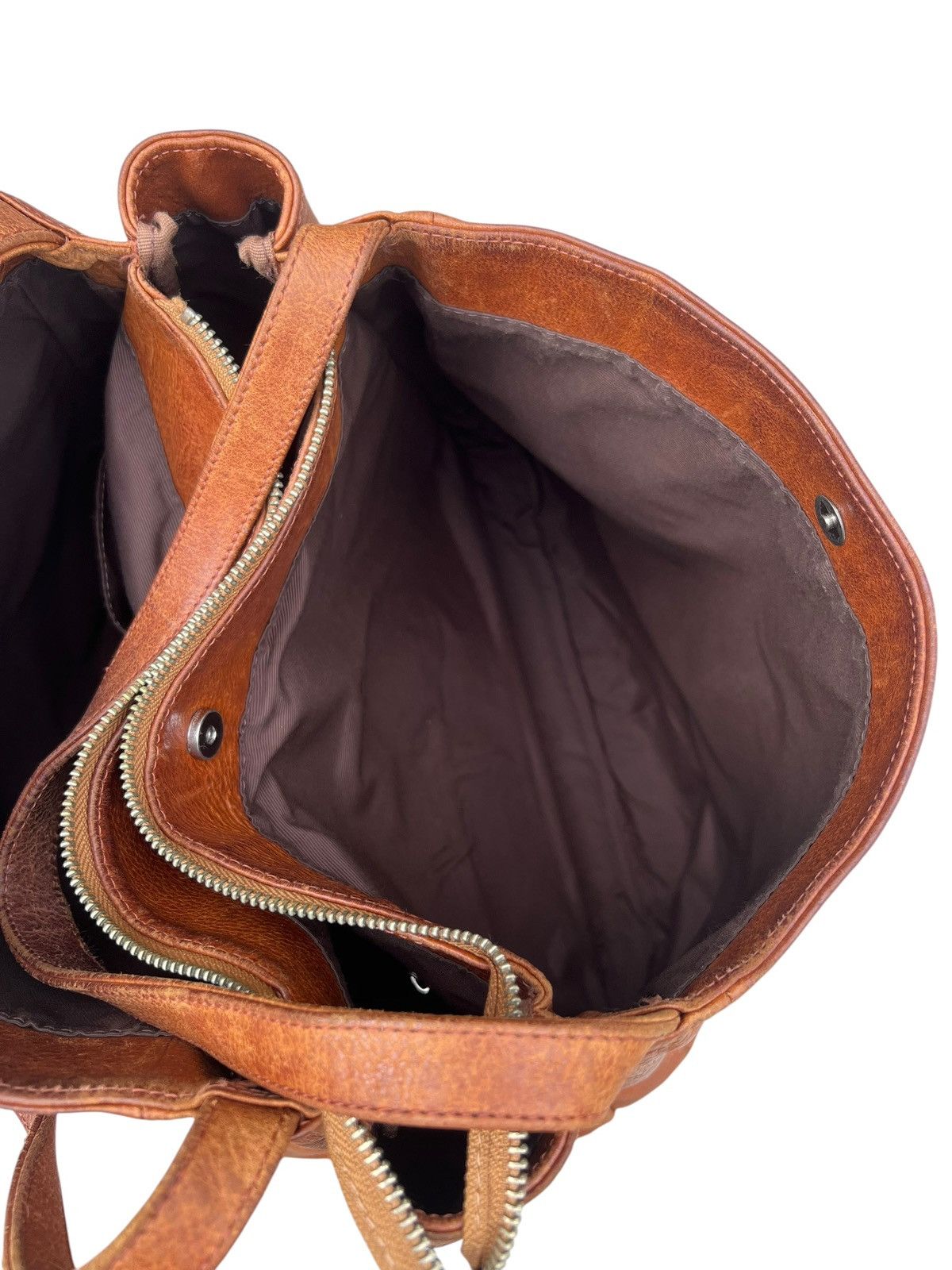 Leather 2000s Yohji Yamamoto Y’saccs Faded Patina Leather Bag Size ONE SIZE - 21 Thumbnail
