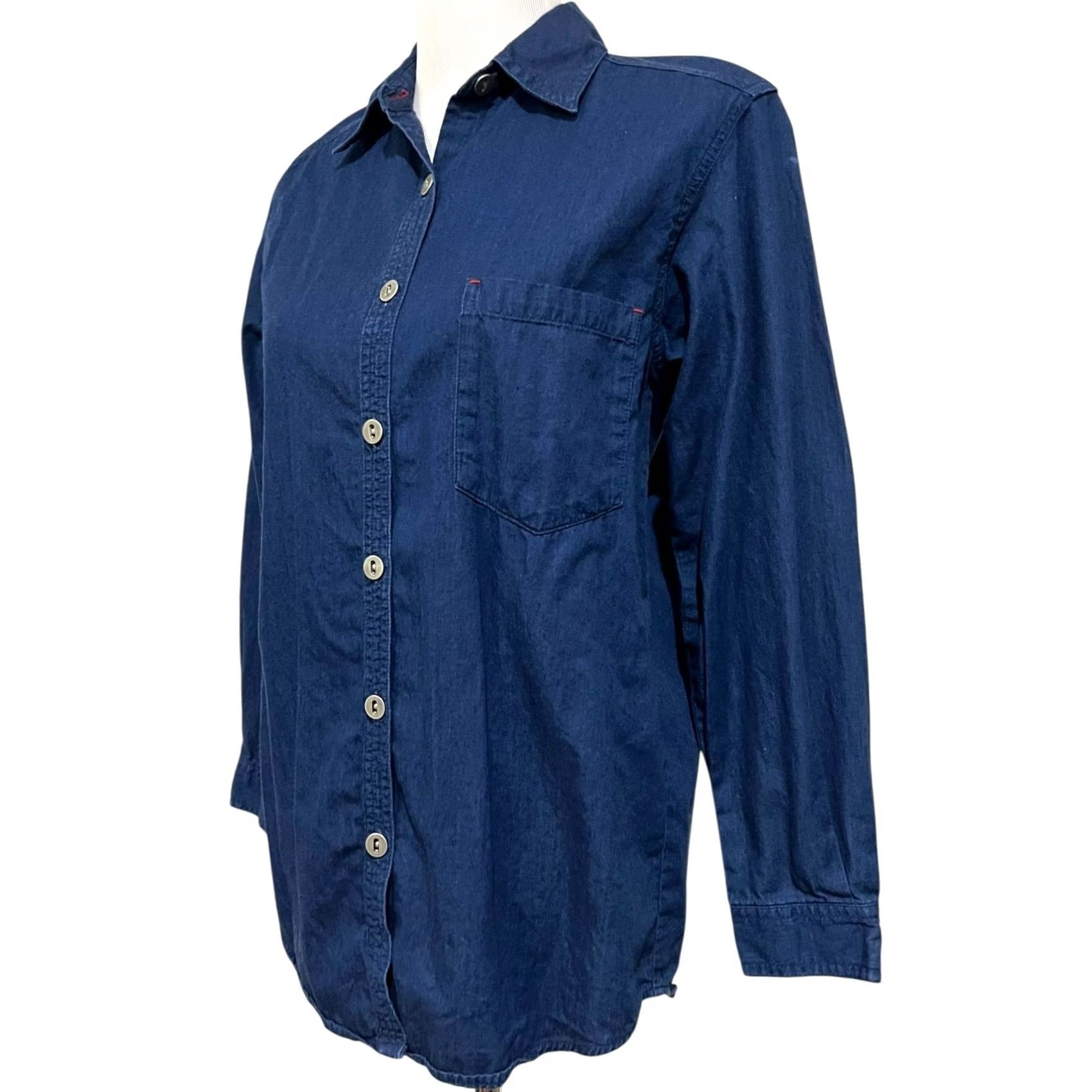 Vintage VINTAGE Chico’s Design Denim Button Up Shirt Long Sleeve Womens S dark blue/blue solid 90s Western Casual Mens Womens Size S / US 4 / IT 40 - 3 Thumbnail
