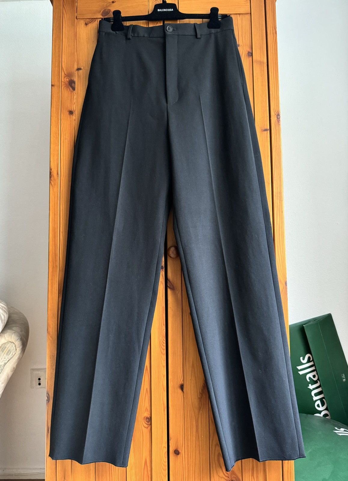 Balenciaga Balenciaga fit tailored baggy wool trousers, size M Size US 31 - 1 Thumbnail
