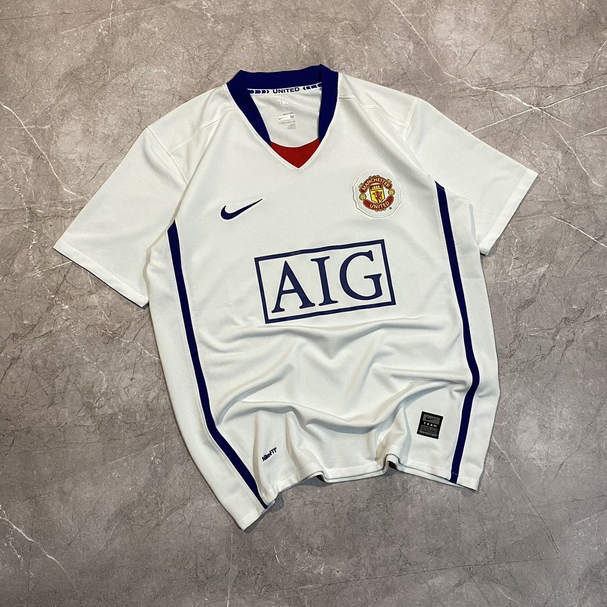 Nike Manchester United 07/08 AIG Soccer store Pullover