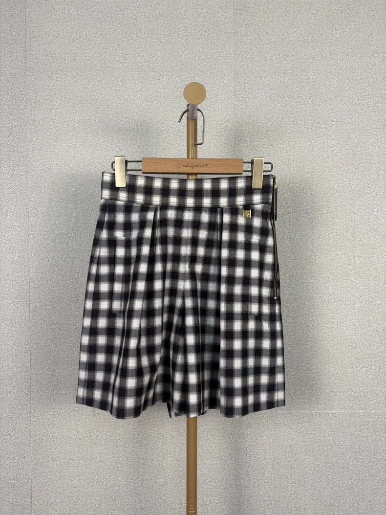 Louis Vuitton LV Checkered Shorts Size 36 - dmc Size US 36 / EU 52 - 1 Thumbnail