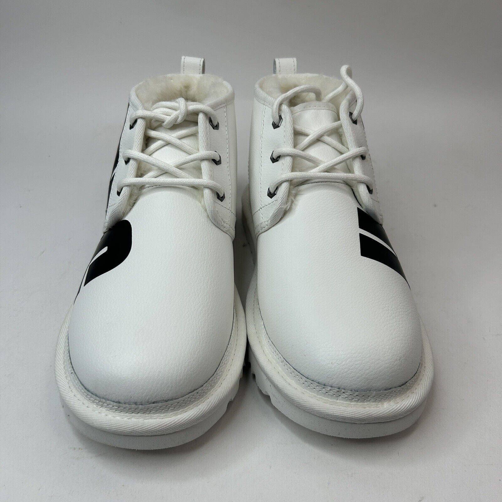 Ugg UGG Neumel Chopd Chukka Ankle Boot “White Leather” 2023 Size US 9 / EU 42 - 4 Thumbnail