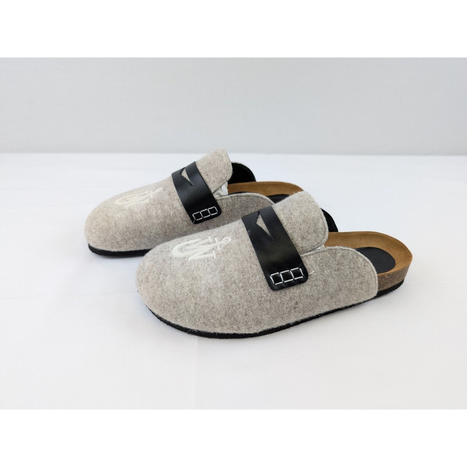 JW Anderson J.W.Anderson , Embroider Loafer in Natural Size US 11 / EU 44 - 17 Thumbnail