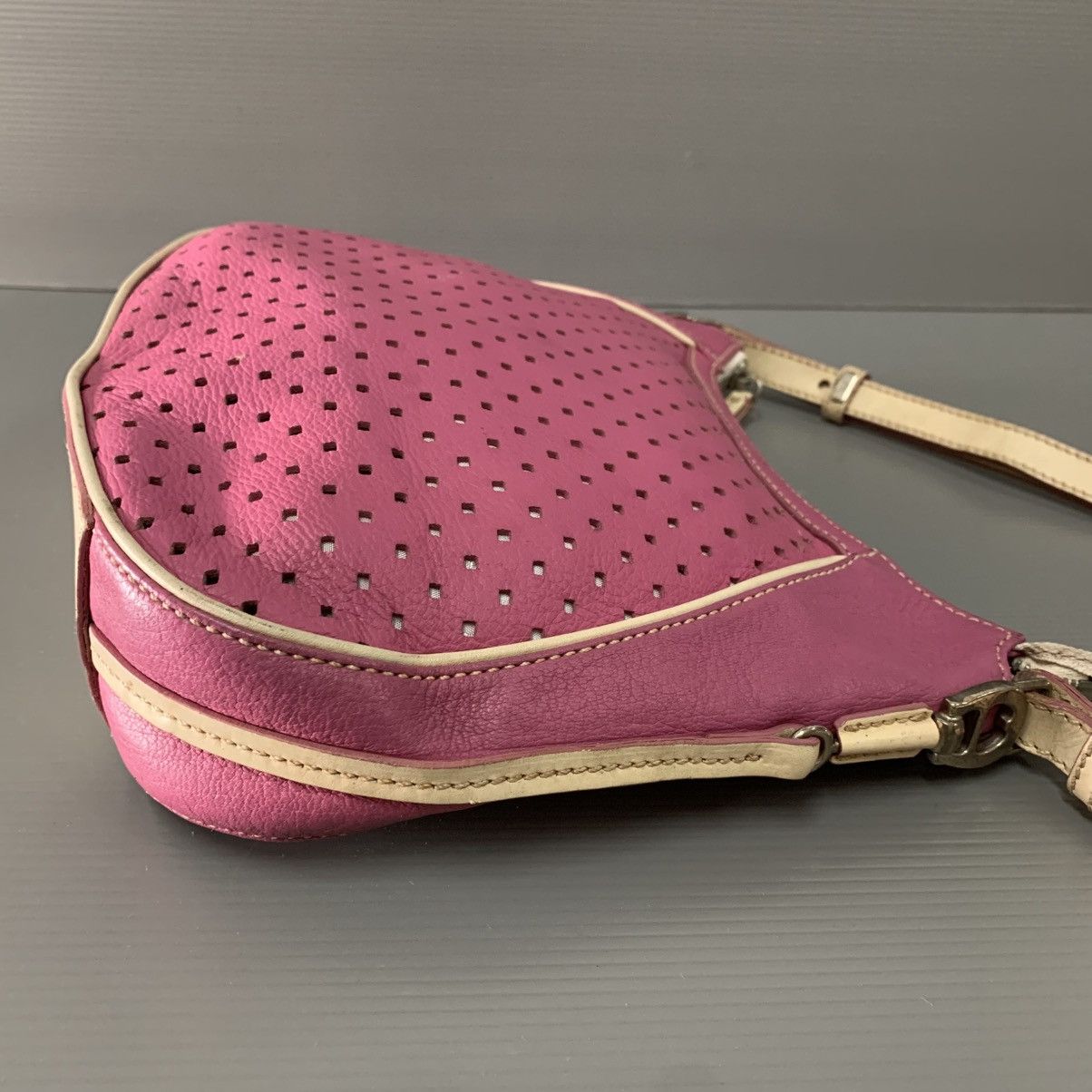 Aigner Aigner Leather Pink Slingbag Size ONE SIZE - 6 Thumbnail
