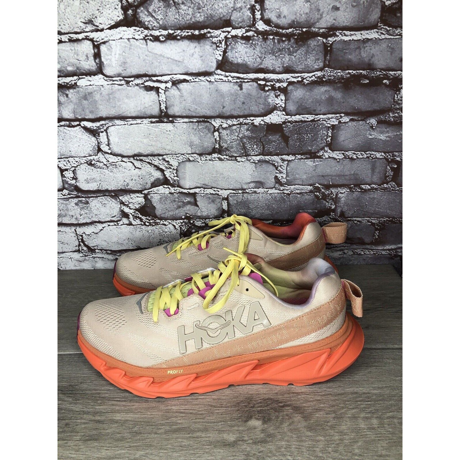 Hoka Hoka One One Elevon 2 Mental Health Sand Camelia Running Sho Size US 12 / IT 42 - 20 Thumbnail