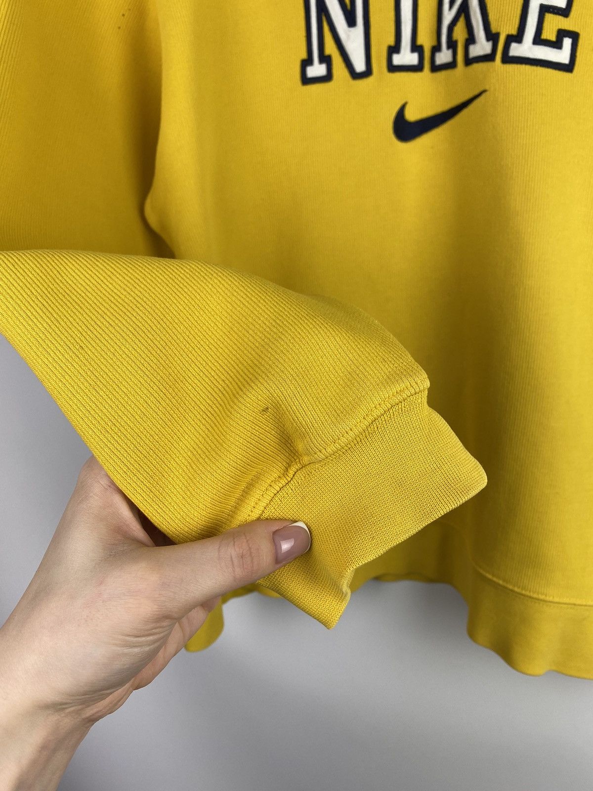 Nike VTG 90s Nike Big Logo Embroidered Sweatshirt Pullover Size US S / EU 44-46 / 1 - 13 Thumbnail
