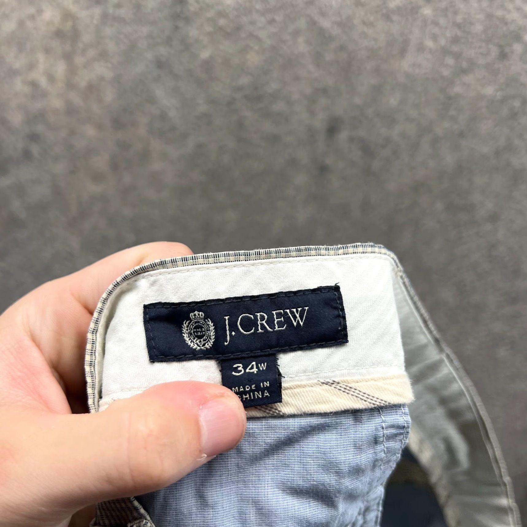 J.Crew Vintage J. Crew Shorts Mens 34 Gray Chino Flat Front Seersucker Cotton Preppy Straight Pocket Mens Shorts Slim Fit Casual Business Travel S23 Size US 34 / EU 50 - 5 Thumbnail