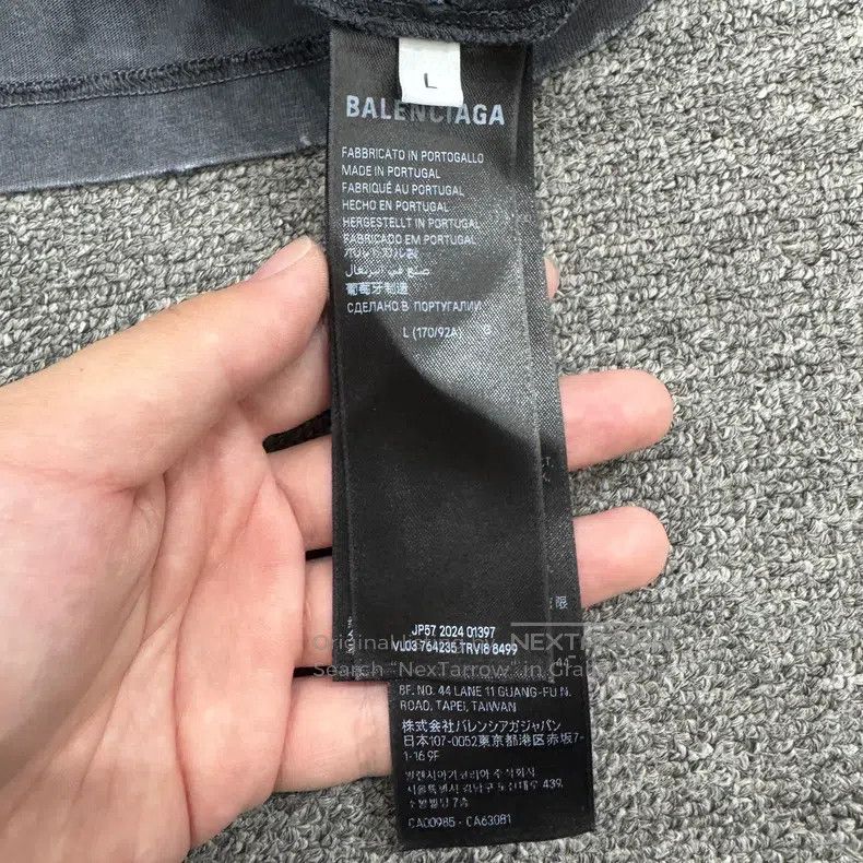 Balenciaga Balenciaga Splashed Distressed Short Sleeve Size US L / EU 52-54 / 3 - 3 Thumbnail