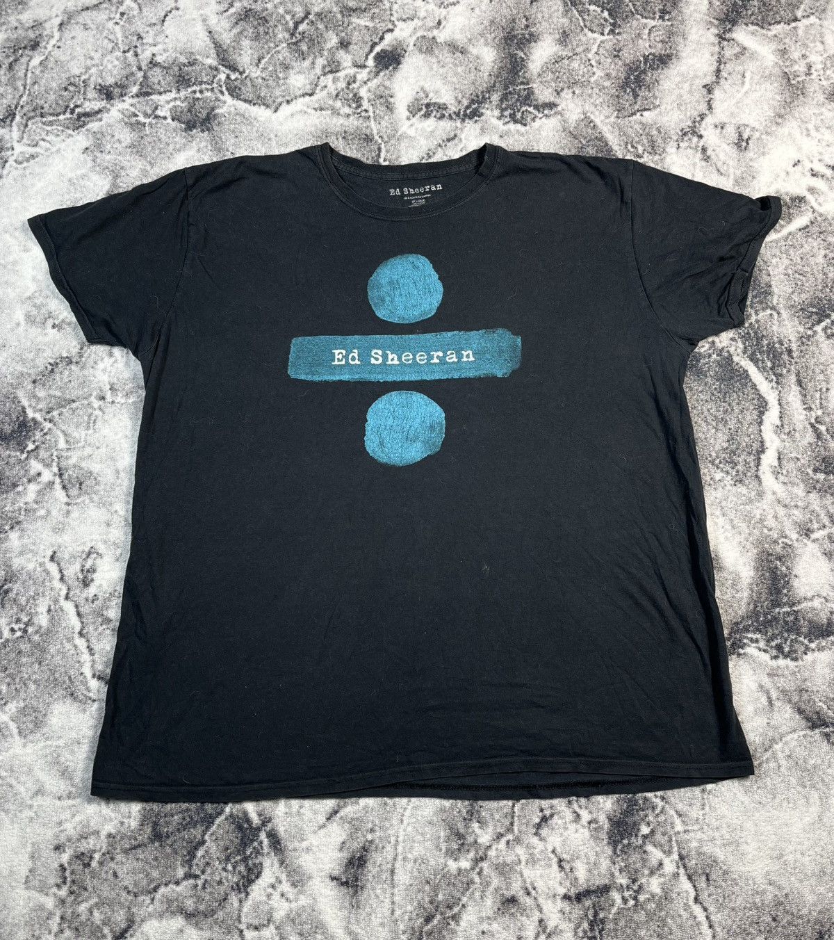 Band Tees Ed Sheeran Divide Tour Graphic T Shirt 2XL Black Band Tee Size US XXL / EU 58 / 5 - 1 Thumbnail