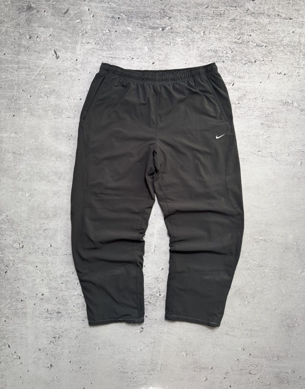 Nike × Vintage NIKE VINTAGE BASIC LOGO OVERSIZE BAGGY PANTS Size US 34 / EU 50 - 1 Thumbnail
