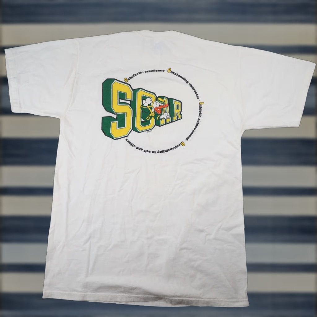 Russell Athletic VINTAGE Russell Athletics SOAR Oregon Athletics Graphic T Shirt White L Mens Size US L / EU 52-54 / 3 - 1 Thumbnail