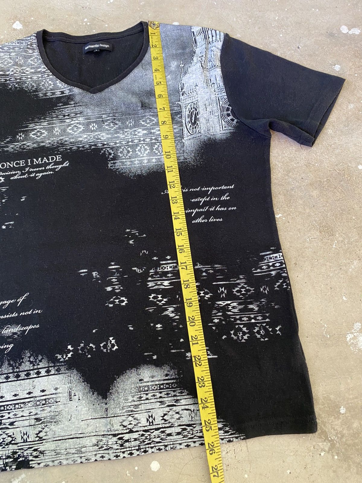 semanticdesign Semantic Design Abstract Graphic V Neck Tee Japan Size US M / EU 48-50 / 2 - 9 Thumbnail