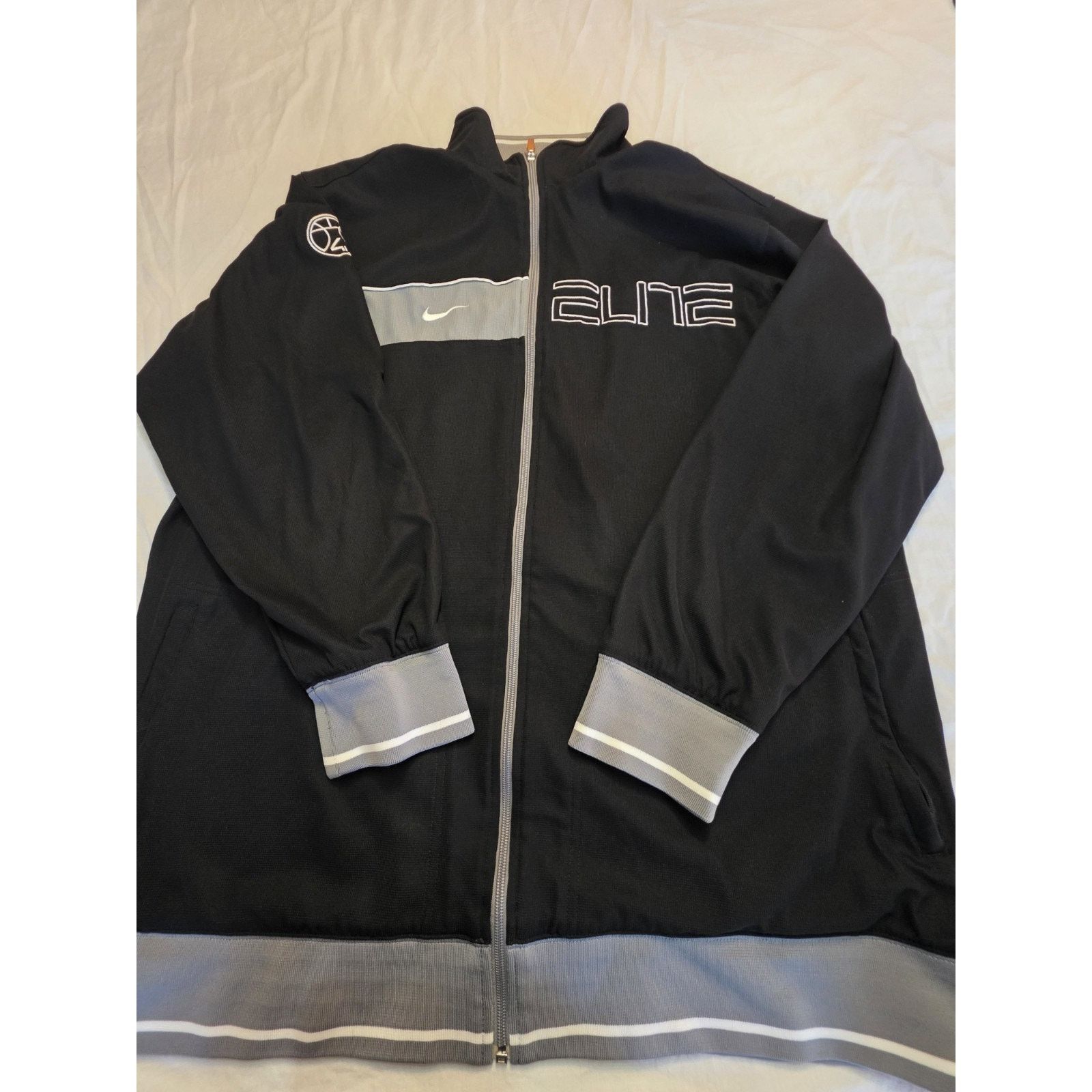 Nike Y2K Nike Elite Dri Fit Long Sleeve Shooting Warm-Up Size US XXL / EU 58 / 5 - 1 Thumbnail