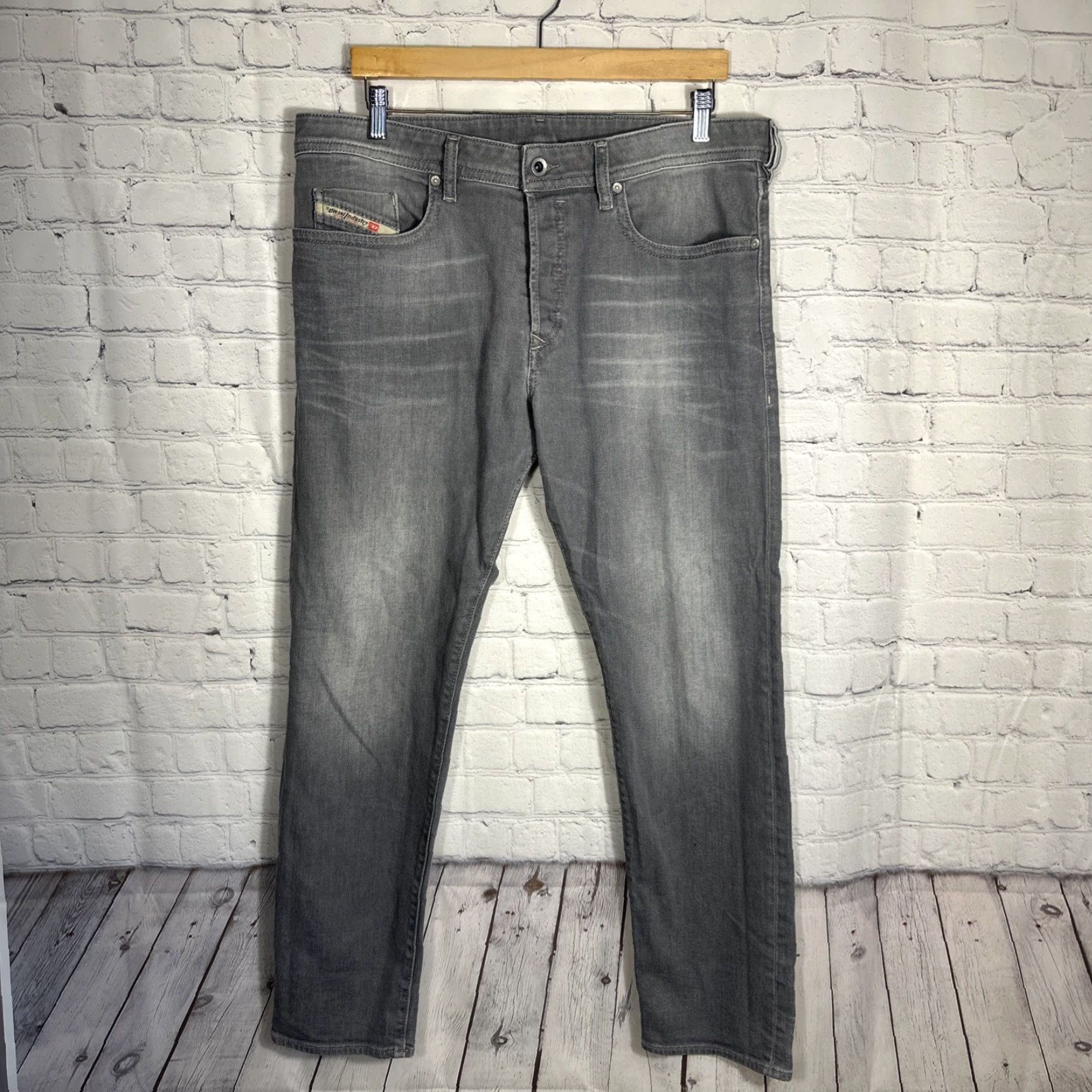 Diesel Diesel Buster 0853T Regular Slim Tapered Stretch Jeans Gray Cowhide Leather 36 Size US 36 / EU 52 - 2 Thumbnail