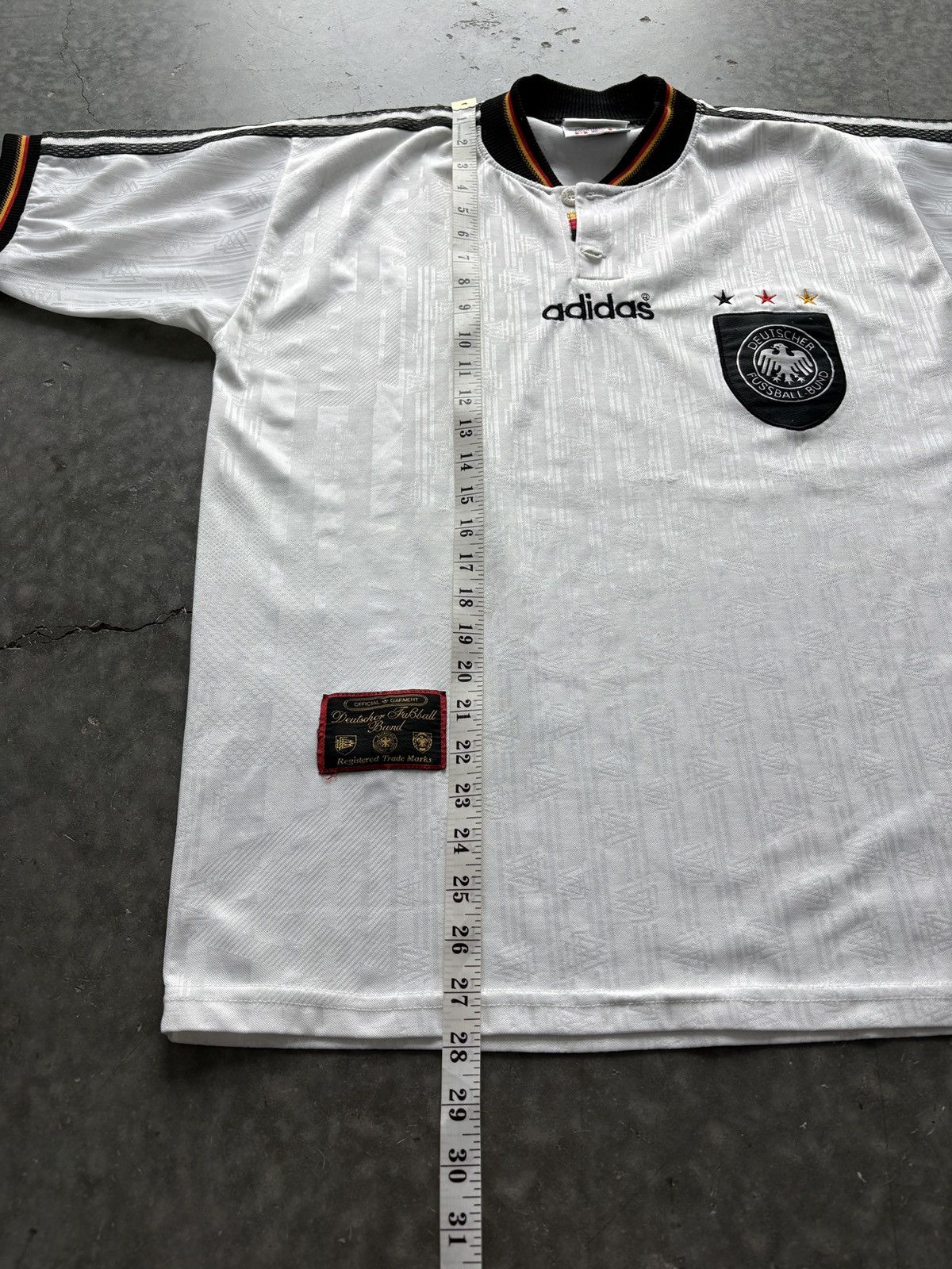 Adidas Vintage 1996 Adidas Germany Home Jersey Size US L / EU 52-54 / 3 - 9 Thumbnail