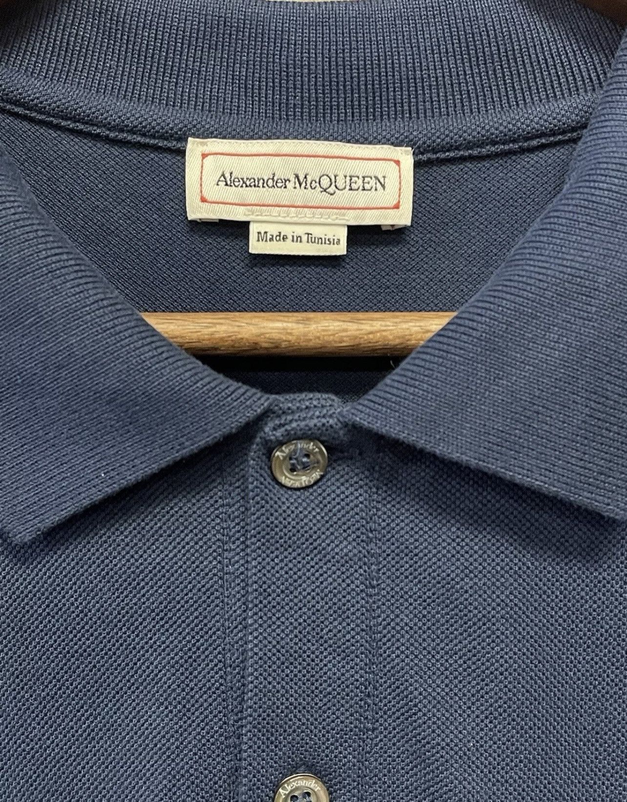 Alexander McQueen Size M - Alexander McQueen Graffiti Mesh Logo Polo Shirt Size US M / EU 48-50 / 2 - 4 Thumbnail