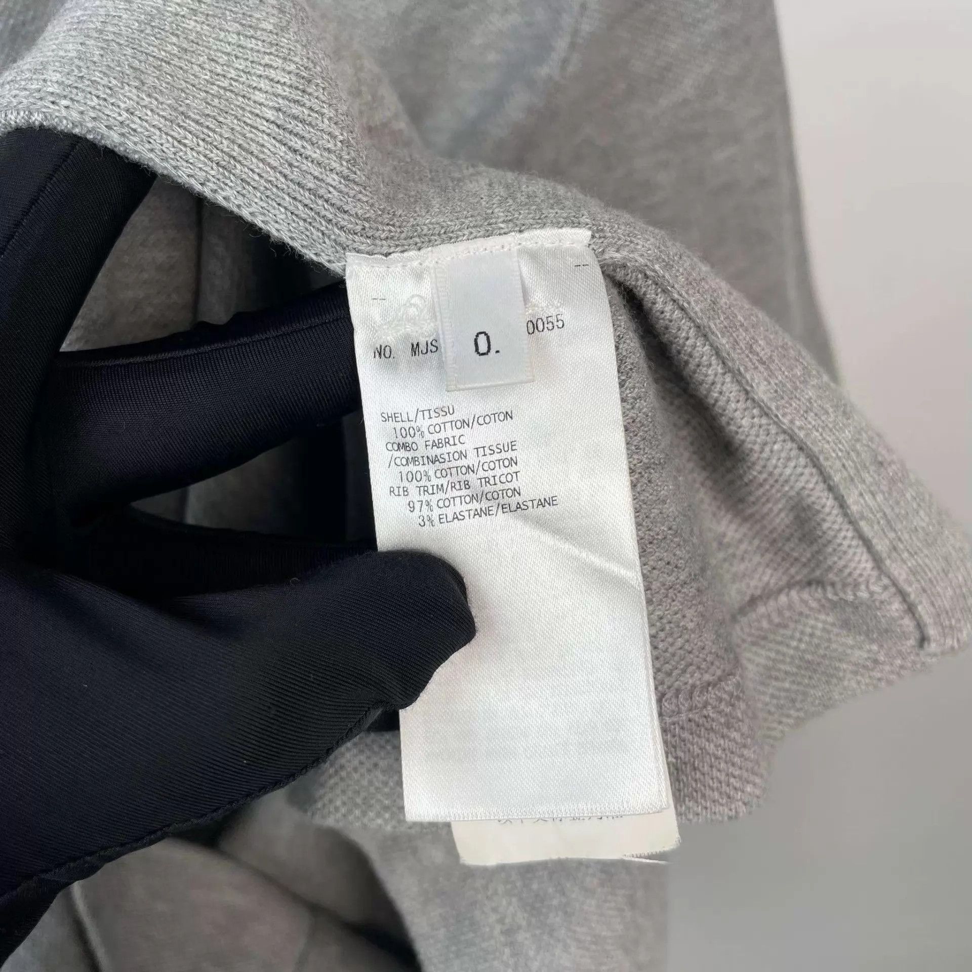 Thom Browne TB Gray Short Sleeve T-Shirt Size 0 Size XS / US 0-2 / IT 36-38 - 8 Thumbnail