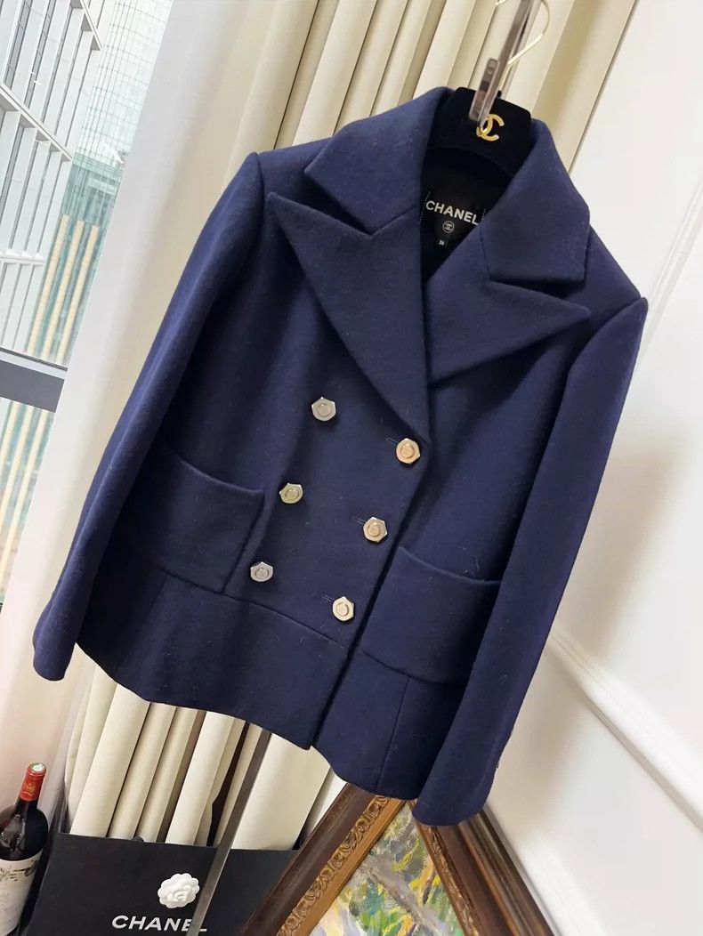 Chanel Chanel 18A Hamburger Series Dark Blue Double-breasted Wool Size XS / US 0-2 / IT 36-38 - 1 Thumbnail