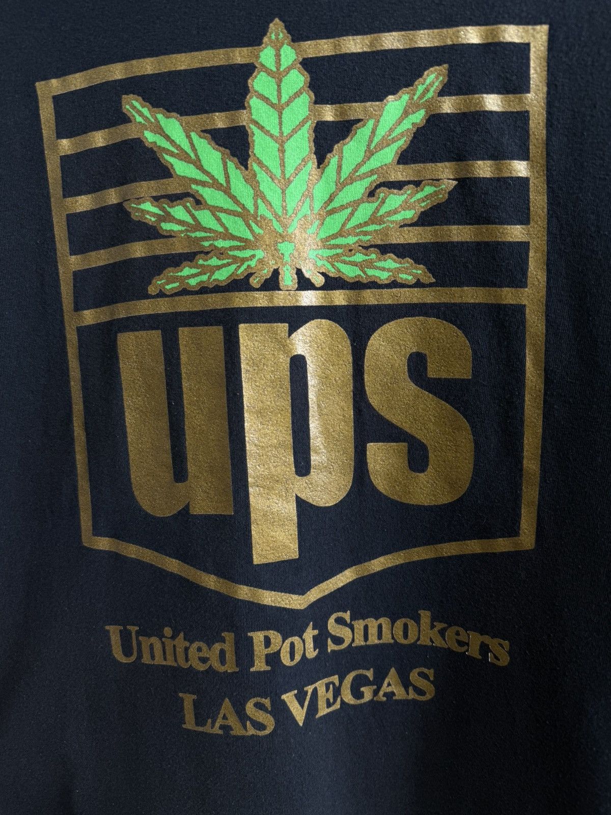 Vintage Vintage 90’s UPS Weed Stoner Tee Size XLarge Size US XL / EU 56 / 4 - 3 Thumbnail