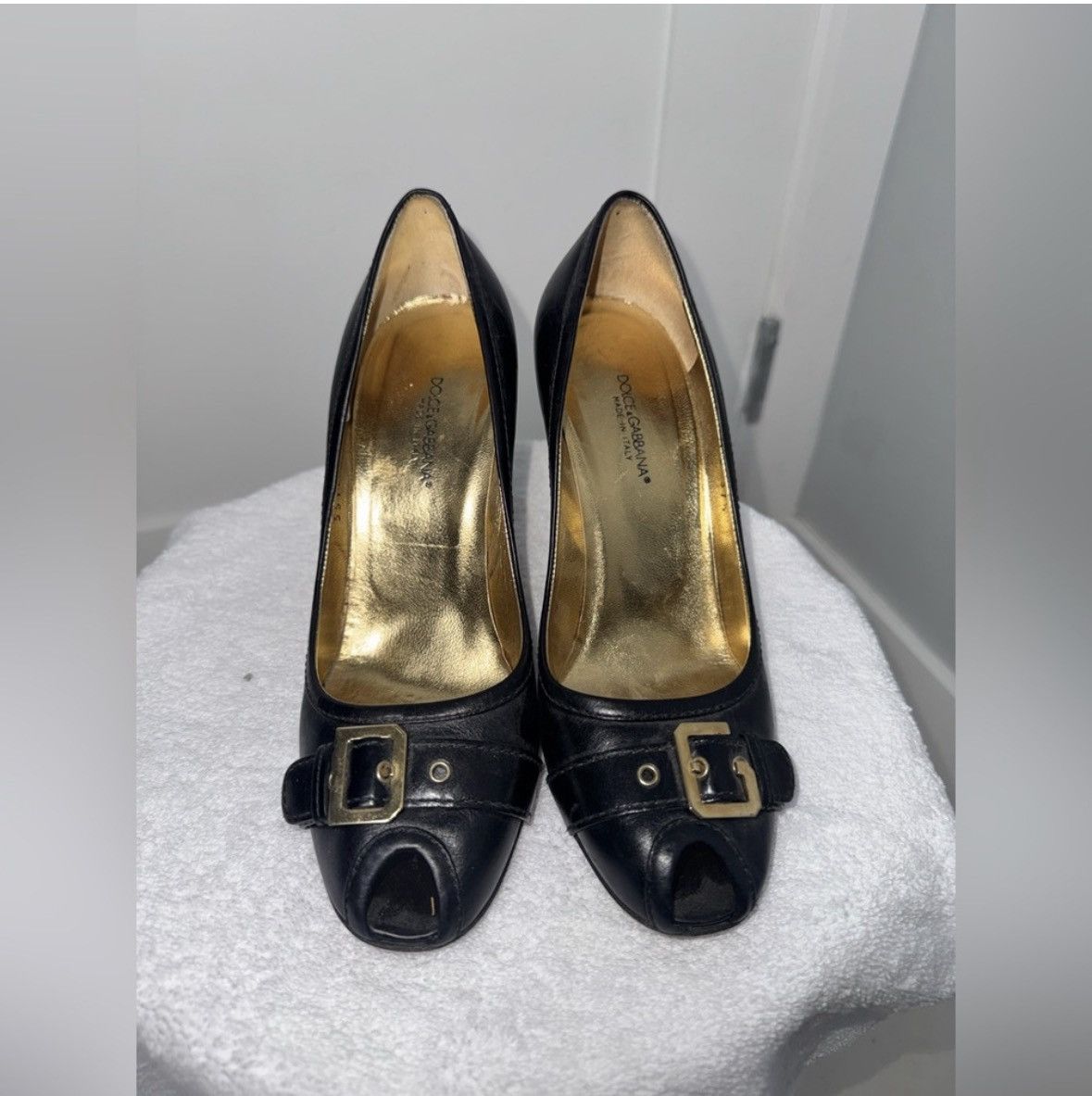Dolce & Gabbana Dolce & Gabbana Peep Toe Buckle Heels/Size 7.5 Size US 7.5 / IT 37.5 - 3 Thumbnail